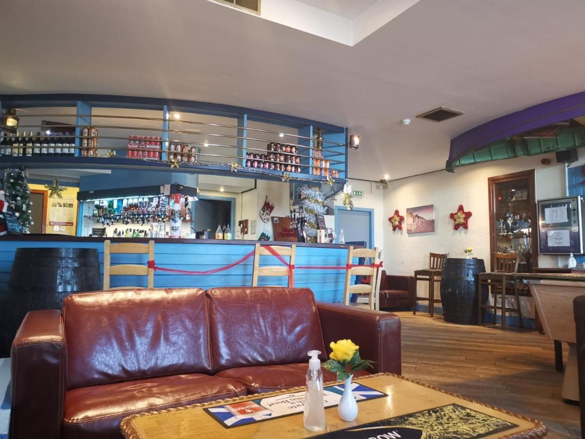 בוקי Marine Hotel מראה חיצוני תמונה